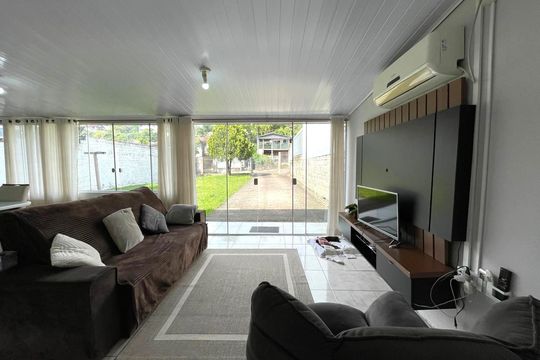 Casa à venda com 2 quartos, 110m² em Rincão, Novo Hamburgo