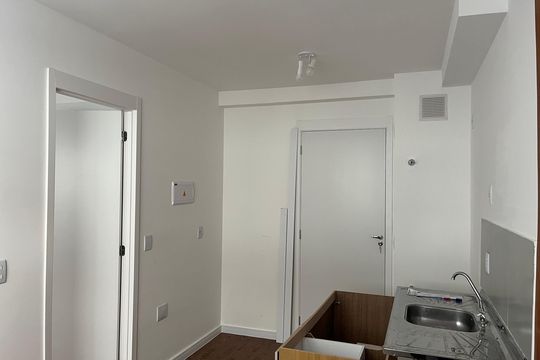 Cozinha de apartamento para alugar com 1 quarto, 24m² em Barra Funda, São Paulo
