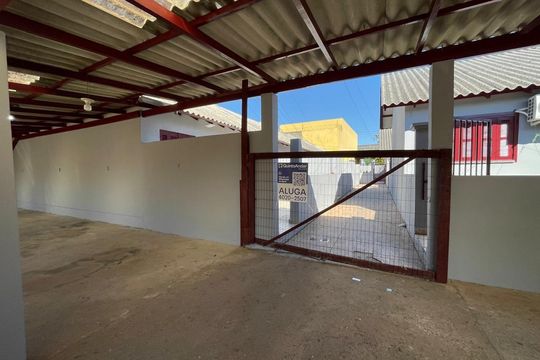 Placa Instalada em 25/09/2026 - Cod.ZHXM-33 de casa para alugar com 2 quartos, 42m² em Santos Dumont, São Leopoldo
