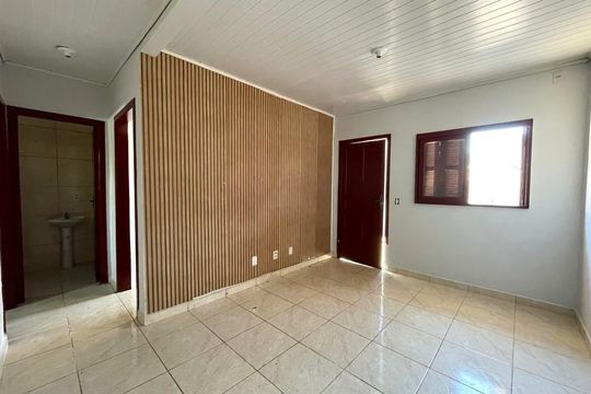 Casa para alugar com 2 quartos, 42m² em Santos Dumont, São Leopoldo