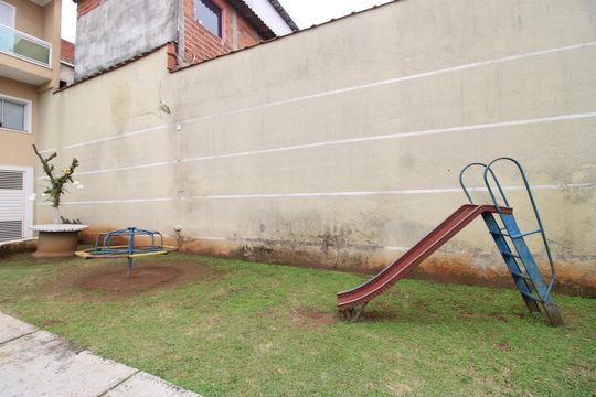 Área comum de casa de condomínio para alugar com 3 quartos, 115m² em Vila Carmosina, São Paulo