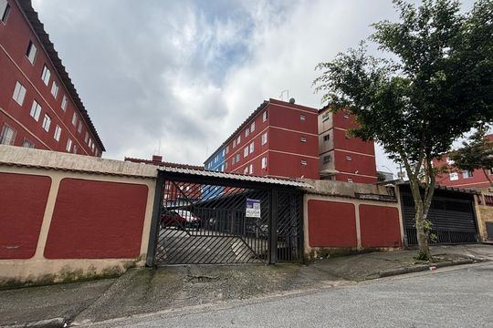 Fachada e acesso  de apartamento para alugar com 2 quartos, 56m² em Jardim Iraja, São Bernardo do Campo