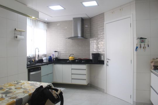 Cozinha de apartamento à venda com 3 quartos, 156m² em Santa Paula, São Caetano do Sul
