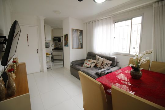 Sala de apartamento à venda com 2 quartos, 50m² em Freguesia (jacarepaguá), Rio de Janeiro