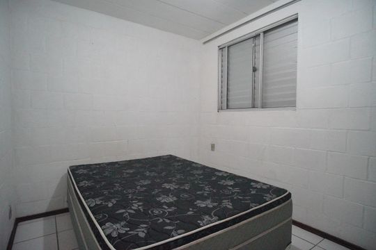 Quarto 2 de apartamento para alugar com 2 quartos, 44m² em São José, São Leopoldo