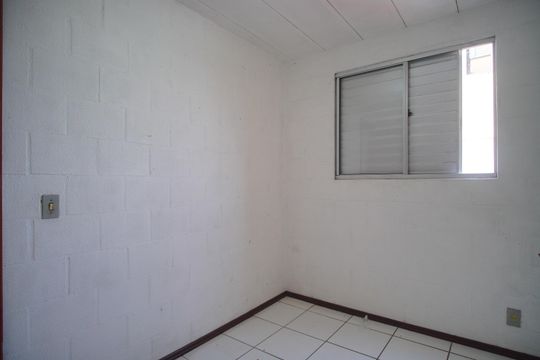 Quarto 1 de apartamento para alugar com 2 quartos, 44m² em São José, São Leopoldo
