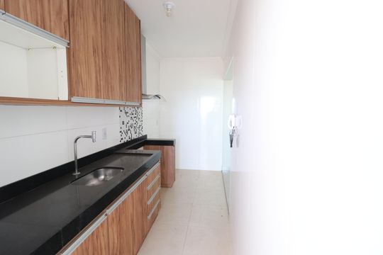 Cozinha de apartamento para alugar com 2 quartos, 72m² em Tubalina, Uberlândia