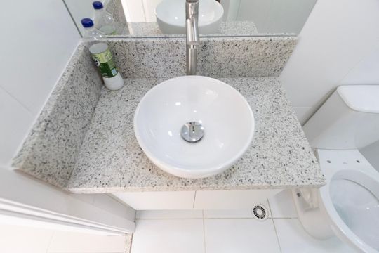 Banheiro  de apartamento para alugar com 2 quartos, 39m² em Jardim Santa Rosália, Sorocaba