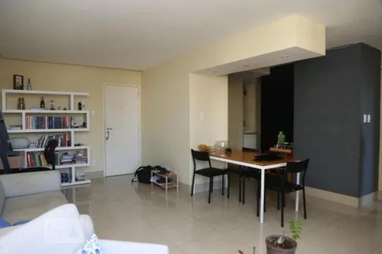 Sala de apartamento à venda com 1 quarto, 65m² em Tijuca, Rio de Janeiro