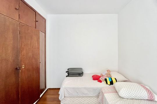 Apartamento à venda com 4 quartos, 90m² em Horto, Belo Horizonte