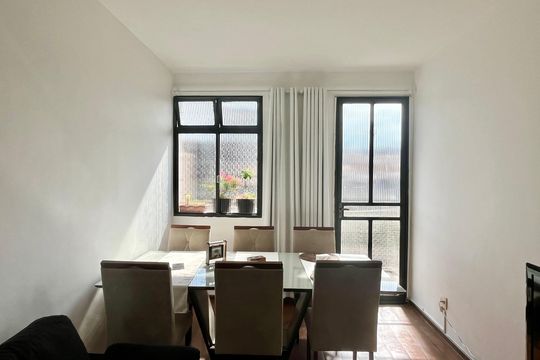 Apartamento à venda com 4 quartos, 90m² em Horto, Belo Horizonte