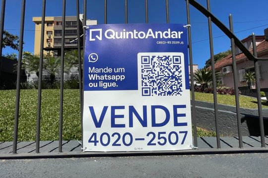 Placa Instalada em 17/09/2026 - Cod.QLYB-81 de casa à venda com 3 quartos, 176m² em Vila Nova, Novo Hamburgo