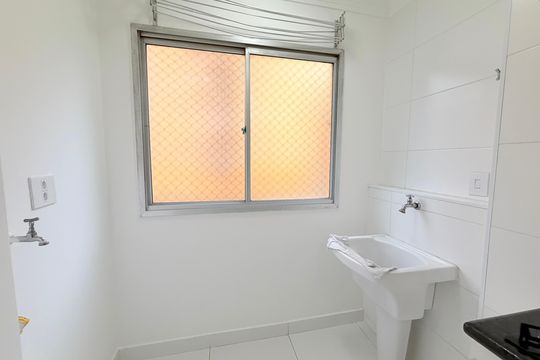 Área de serviço de apartamento à venda com 3 quartos, 64m² em Vila das Belezas, São Paulo