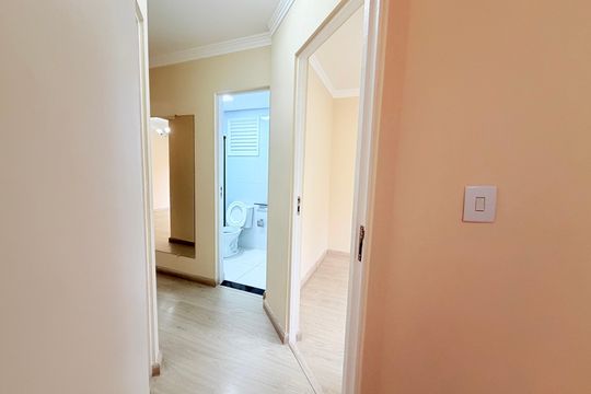 Corredor de apartamento à venda com 3 quartos, 64m² em Vila das Belezas, São Paulo