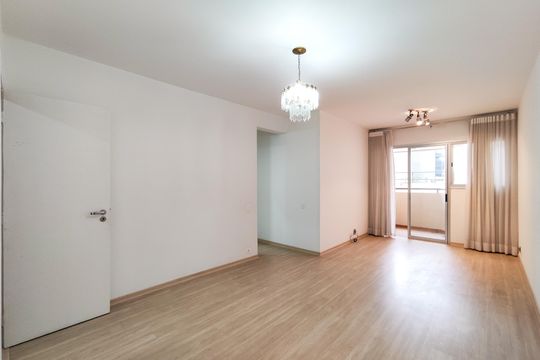 Apartamento para alugar com 2 quartos, 71m² em Vila Guarani, São Paulo