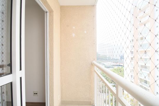 Varanda  de apartamento para alugar com 2 quartos, 50m² em Vila das Belezas, São Paulo