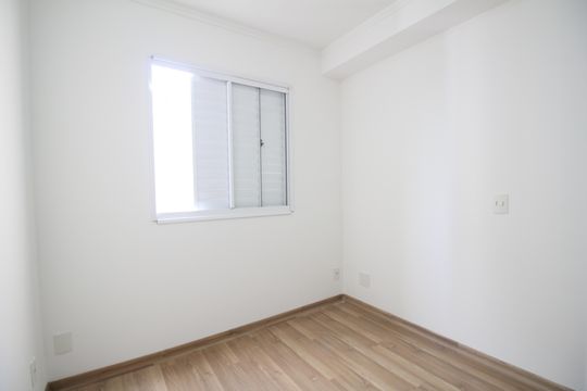Quarto 2 de apartamento para alugar com 2 quartos, 50m² em Vila das Belezas, São Paulo