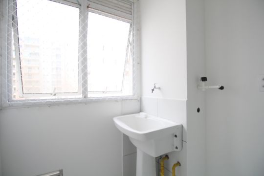 Área de Serviço de apartamento para alugar com 2 quartos, 50m² em Vila das Belezas, São Paulo