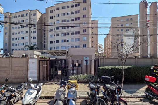 Apartamento para alugar com 2 quartos, 41m² em Jardim das Gracas, São Paulo