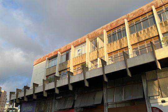 Fachada do Prédio de apartamento para alugar com 1 quarto, 89m² em Passos, Juiz de Fora