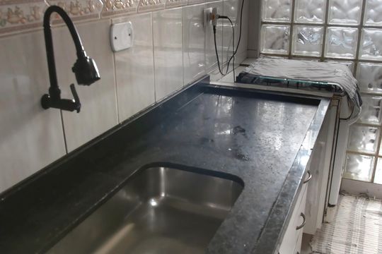 Cozinha de apartamento à venda com 2 quartos, 75m² em Jardim Umuarama, São Paulo