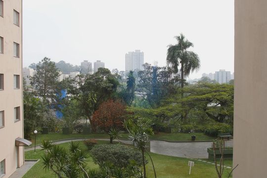 Vista de apartamento à venda com 2 quartos, 75m² em Jardim Umuarama, São Paulo