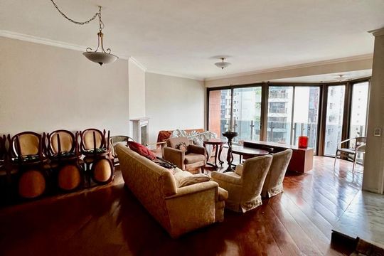 Apartamento à venda com 4 quartos, 173m² em Itaim Bibi, São Paulo