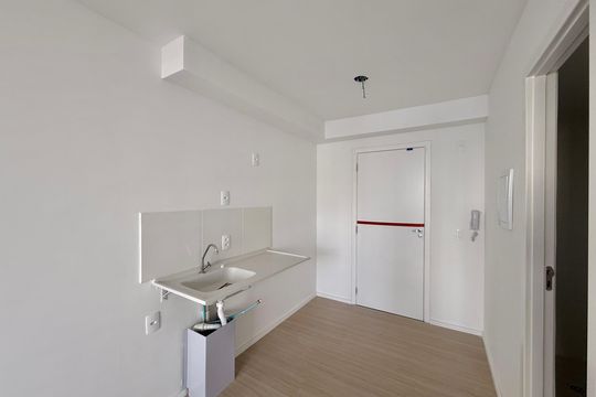 Cozinha  de kitnet/studio para alugar com 1 quarto, 24m² em Itaim Bibi, São Paulo
