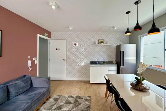 Lounge de kitnet/studio para alugar com 1 quarto, 24m² em Itaim Bibi, São Paulo