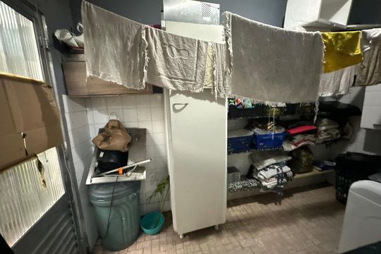 Área de Serviço de casa para alugar com 4 quartos, 200m² em Jardim Silveira, Barueri