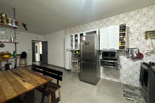 Cozinha de casa para alugar com 4 quartos, 200m² em Jardim Silveira, Barueri