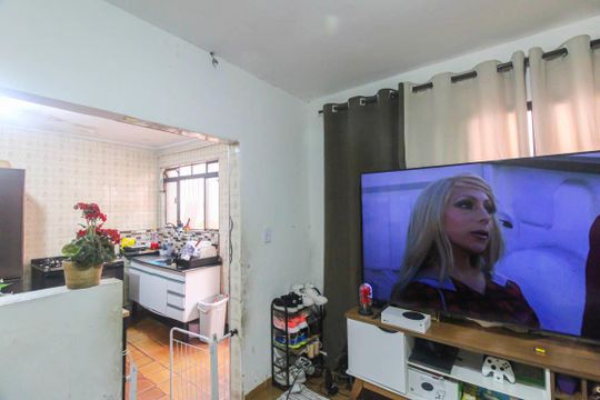 Sala de casa à venda com 4 quartos, 125m² em Vila Portuguesa, São Paulo