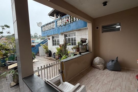 Casa para alugar com 3 quartos, 97m² em Vila Maria Helena, Carapicuíba