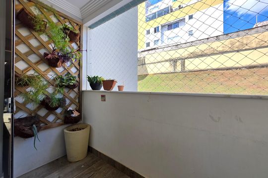 Varanda de apartamento à venda com 3 quartos, 78m² em Sagrada Família, Belo Horizonte