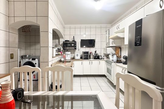 Cozinha de casa à venda com 3 quartos, 226m² em Bairro dos Casa, São Bernardo do Campo