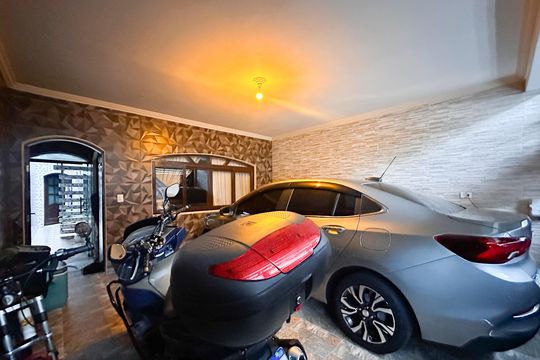 Garagem de casa à venda com 3 quartos, 226m² em Bairro dos Casa, São Bernardo do Campo