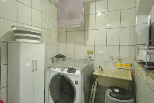 Área de Serviço 1  de casa à venda com 3 quartos, 226m² em Bairro dos Casa, São Bernardo do Campo