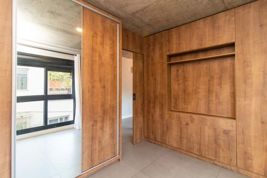 Quarto de apartamento para alugar com 1 quarto, 43m² em Menino Deus, Porto Alegre