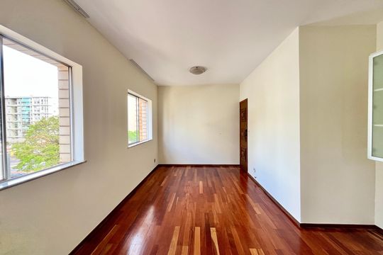 Apartamento para alugar com 4 quartos, 110m² em Santa Efigênia, Belo Horizonte