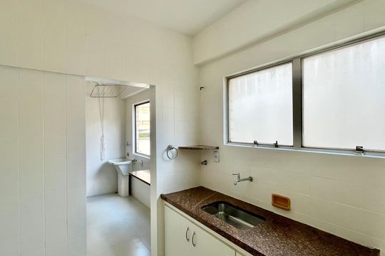 Apartamento para alugar com 4 quartos, 110m² em Santa Efigênia, Belo Horizonte