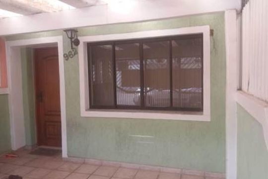 Área externa de casa à venda com 2 quartos, 144m² em Santana, São Paulo