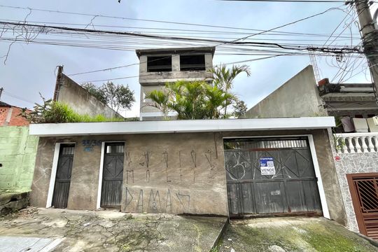 Fachada de casa à venda com 5 quartos, 480m² em Vila Campestre, São Paulo