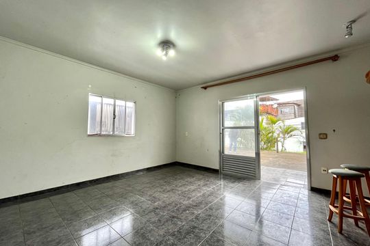 Sala de casa à venda com 5 quartos, 480m² em Vila Campestre, São Paulo