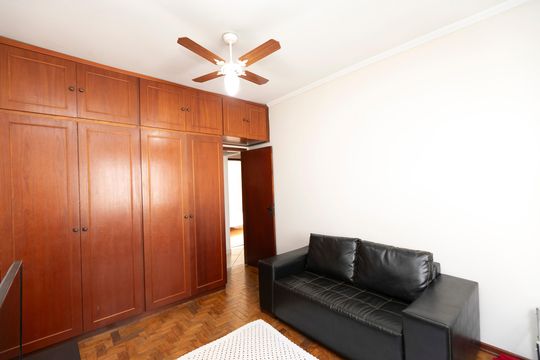 QUARTO Nº 1 - SALA DE TV de casa à venda com 2 quartos, 180m² em Vila 31 de Março, Campinas