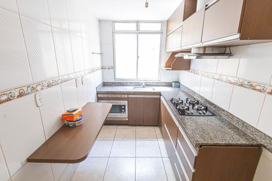 Cozinha de apartamento para alugar com 2 quartos, 182m² em Castelo, Belo Horizonte
