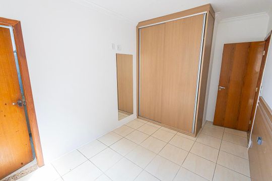 Quarto 1/ suite de apartamento para alugar com 2 quartos, 182m² em Castelo, Belo Horizonte