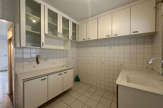 Cozinha de casa de condomínio para alugar com 2 quartos, 63m² em Jardim Regina Alice, Barueri