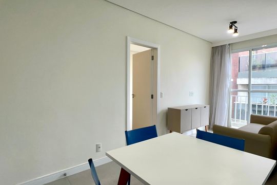 Sala de apartamento para alugar com 1 quarto, 45m² em Pinheiros, São Paulo