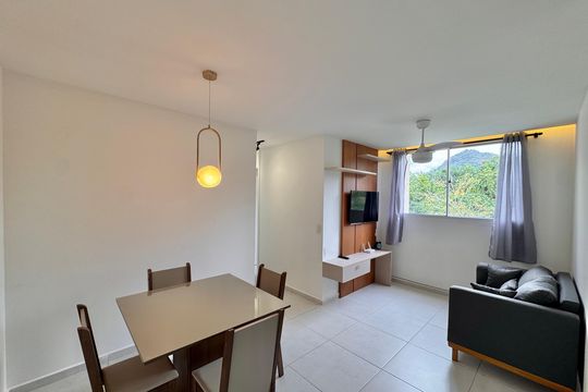 Sala de apartamento à venda com 2 quartos, 45m² em Vargem Pequena, Rio de Janeiro