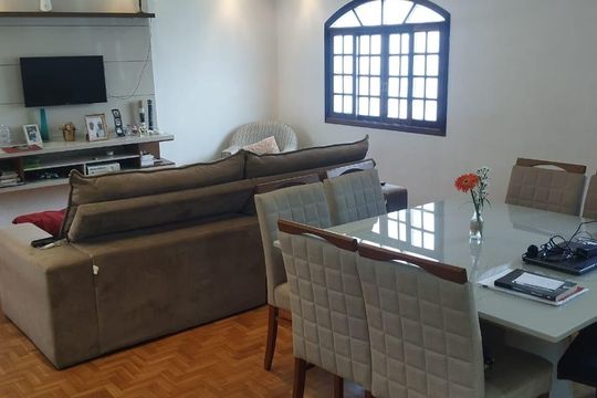 Casa à venda com 4 quartos, 260m² em São José, São Caetano do Sul